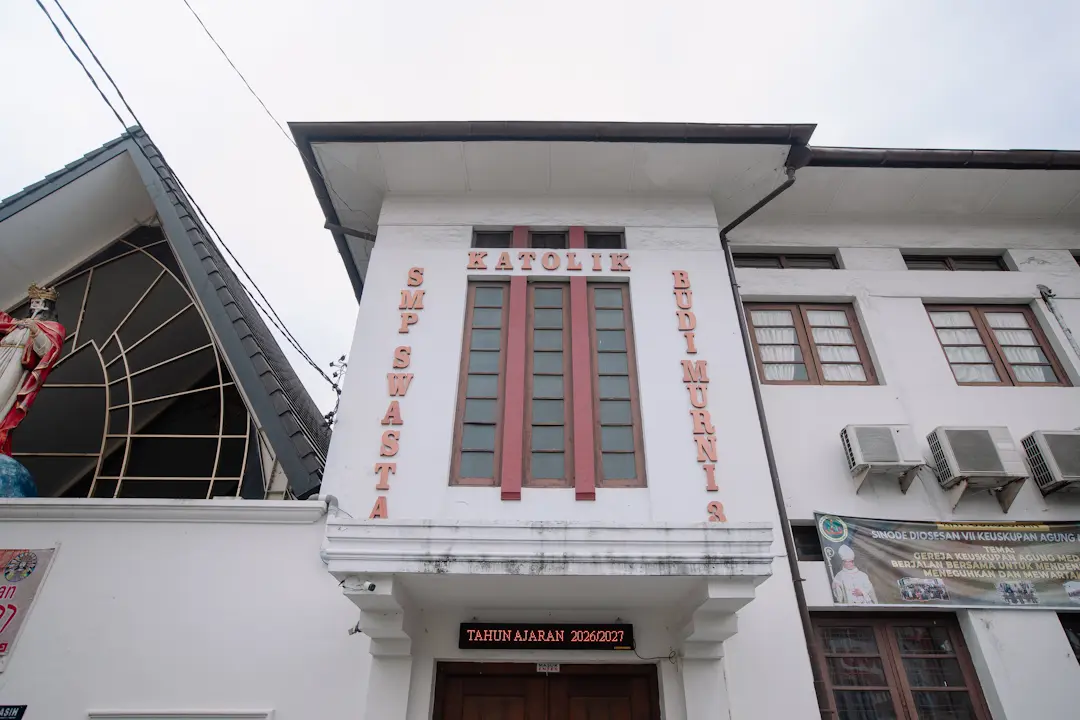 Sekolah YPK Budi Murni - 2