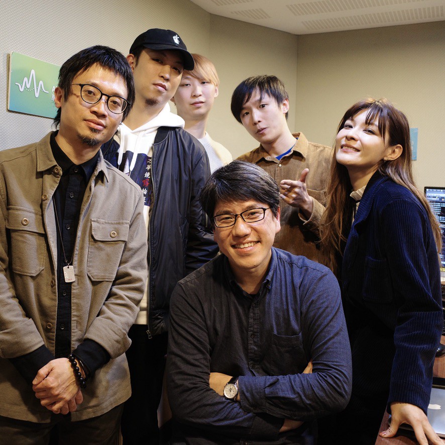 專訪女孩與機器人談《密室逃脫》+ 空中mini live現場