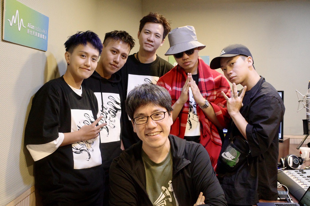 張三李四談《Seen It All?》 + Mini live 空中現場