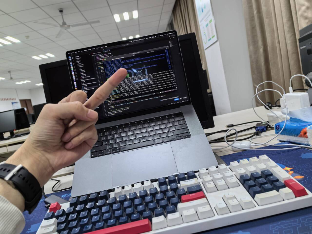 c261ce09-a469-49d9-893a-011fc1c9ae41