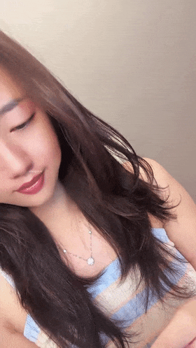 ♈ ♈ ♈2025年12月最新，舞蹈专业大学生，【小鹿大秀】露脸，大尺度自慰，人瘦胸大蜜桃臀，颜值身材顶级，真美女不可错过