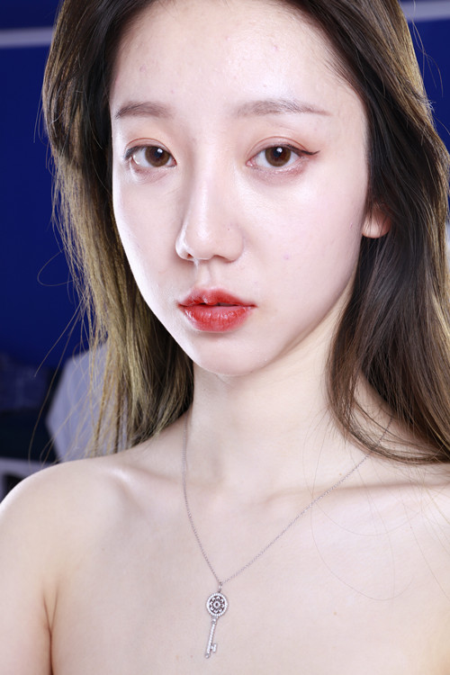 【无水印精品】国模【阿欢】大尺度私拍无水印！