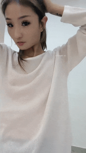 ♈ ♈ ♈2026年1月最新，土豪大哥重金约炮，身高175cm，【06纯欲车模】，无套啪啪，露脸，黑丝美腿被插得欲仙欲死！