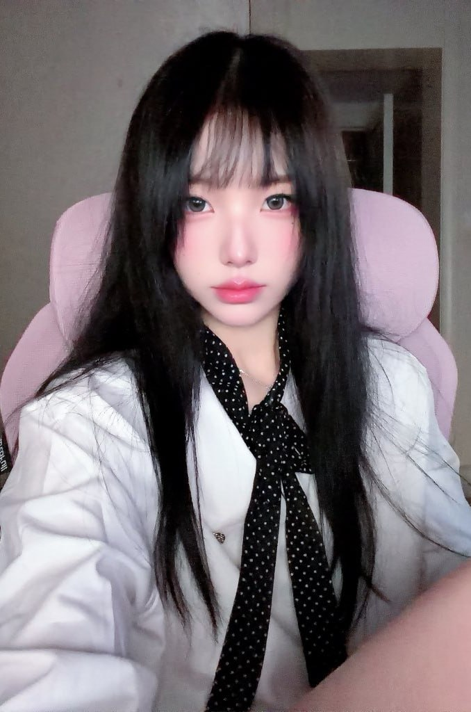 ✨【1月最新】推特自入门槛单篇解锁两部，网黄届的白月光女神「小瓜陆」最新自慰视频，豹纹三点式自慰，魅魔无码自慰（3V）