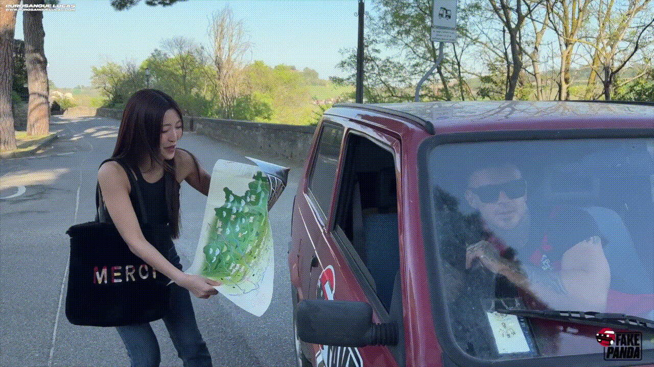 【水川堇 Emiri Momota】《欧洲野战》日本迷路女游客风景区❤️被热心意大利纹身大种马野战猛肏