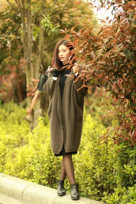 ❣️推荐❣️极品国模【晓菲】大尺度私拍，邻家小妹的感觉，掰逼展示，自慰器插入高潮566P-3V