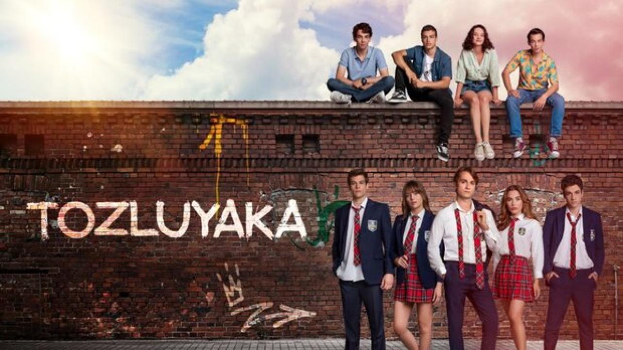 Collar Polvoriento (Audio Español)