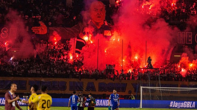 Ketika Persib Juara, Jawa Barat Selalu Punya Cara Sendiri Buat Bahagia