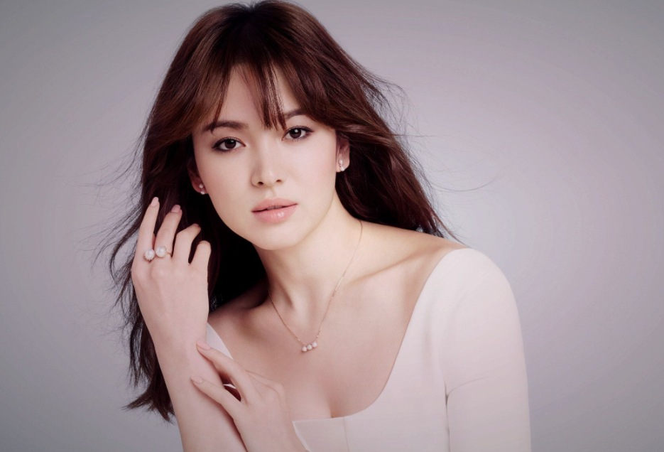 宋慧珠时隔四年成为韩国版《Vogue》封面模特，成“登封最多”女艺人
