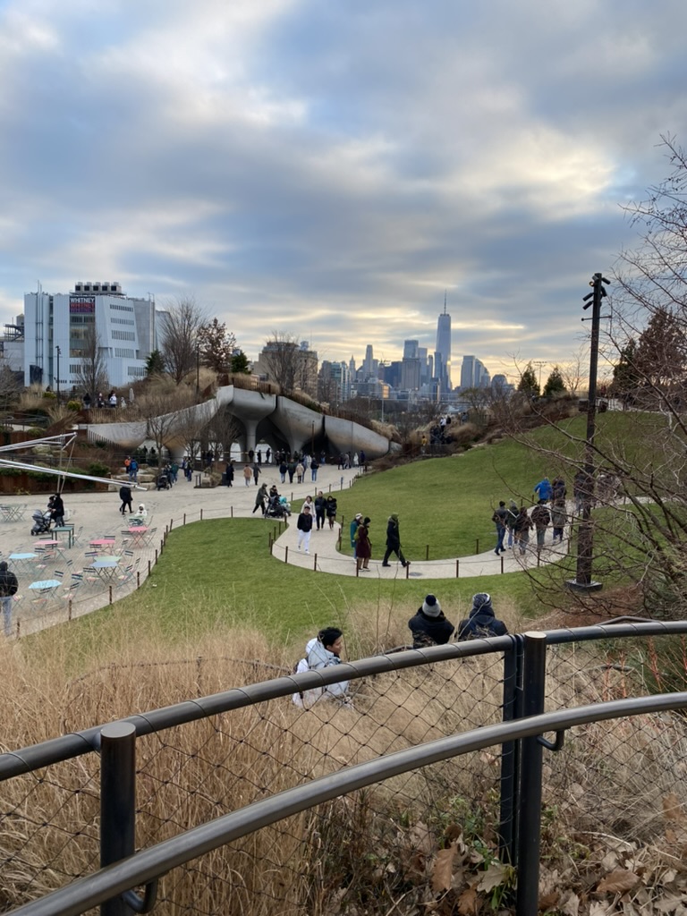 Curvy trail in Little Islands
