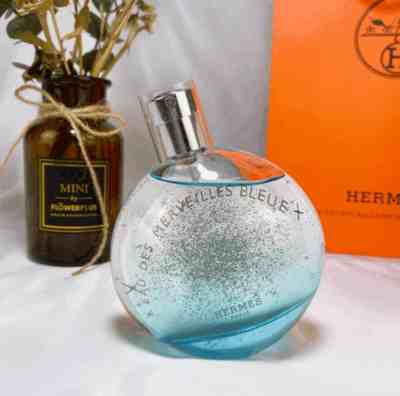 eau des merveilles bleue