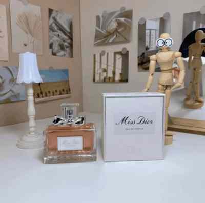 Miss Dior Absolutely Blooming EAU DE  PARFUM