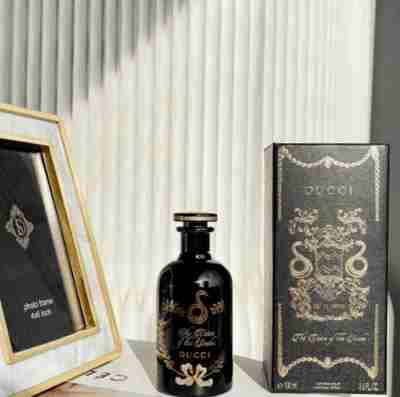 The Alchemist's  Garden - The Voice of  the Snake