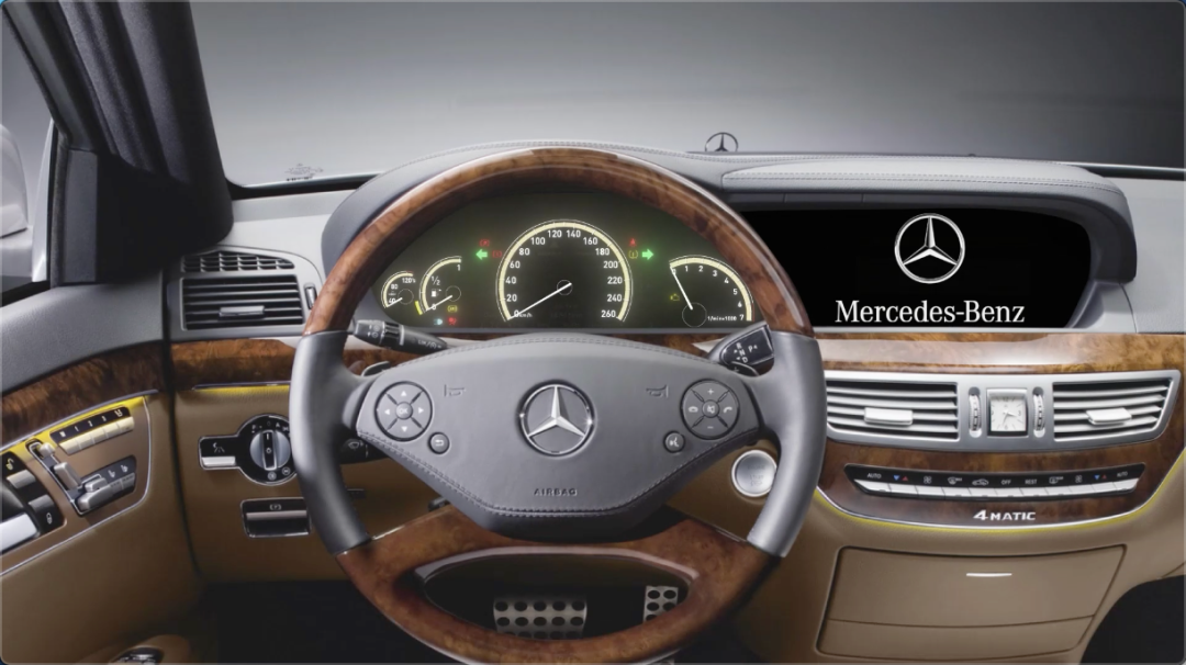 x/x.梅赛德斯-奔驰 汽车仪表盘如何帮你好好开车？/1.png