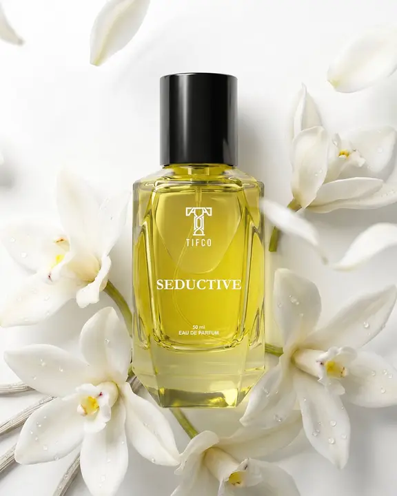 Elegance begins with the first spray. 🤍✨Soft floral notes wrapped in timeless sophistication, S