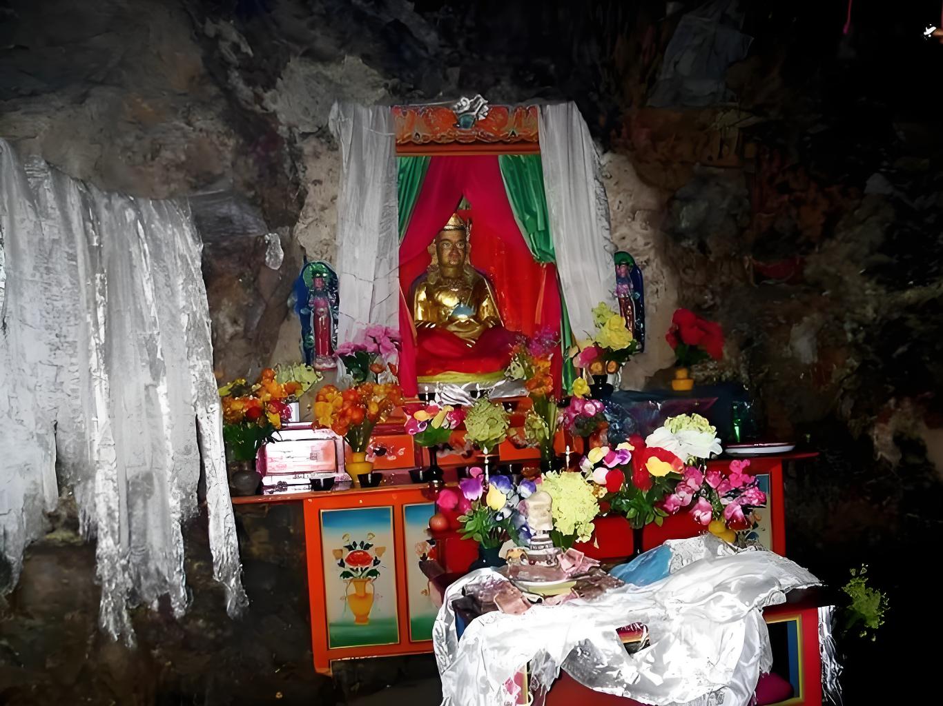 buddhist retreat