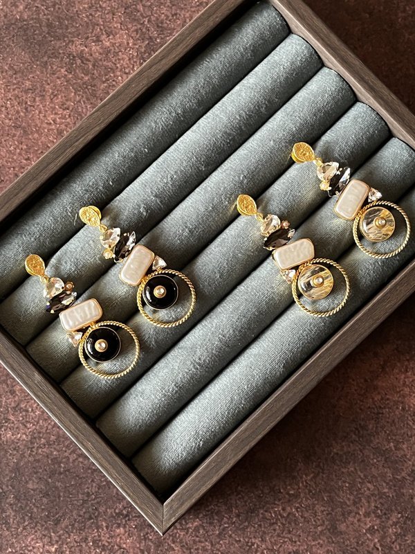 The Heirloom Earrings