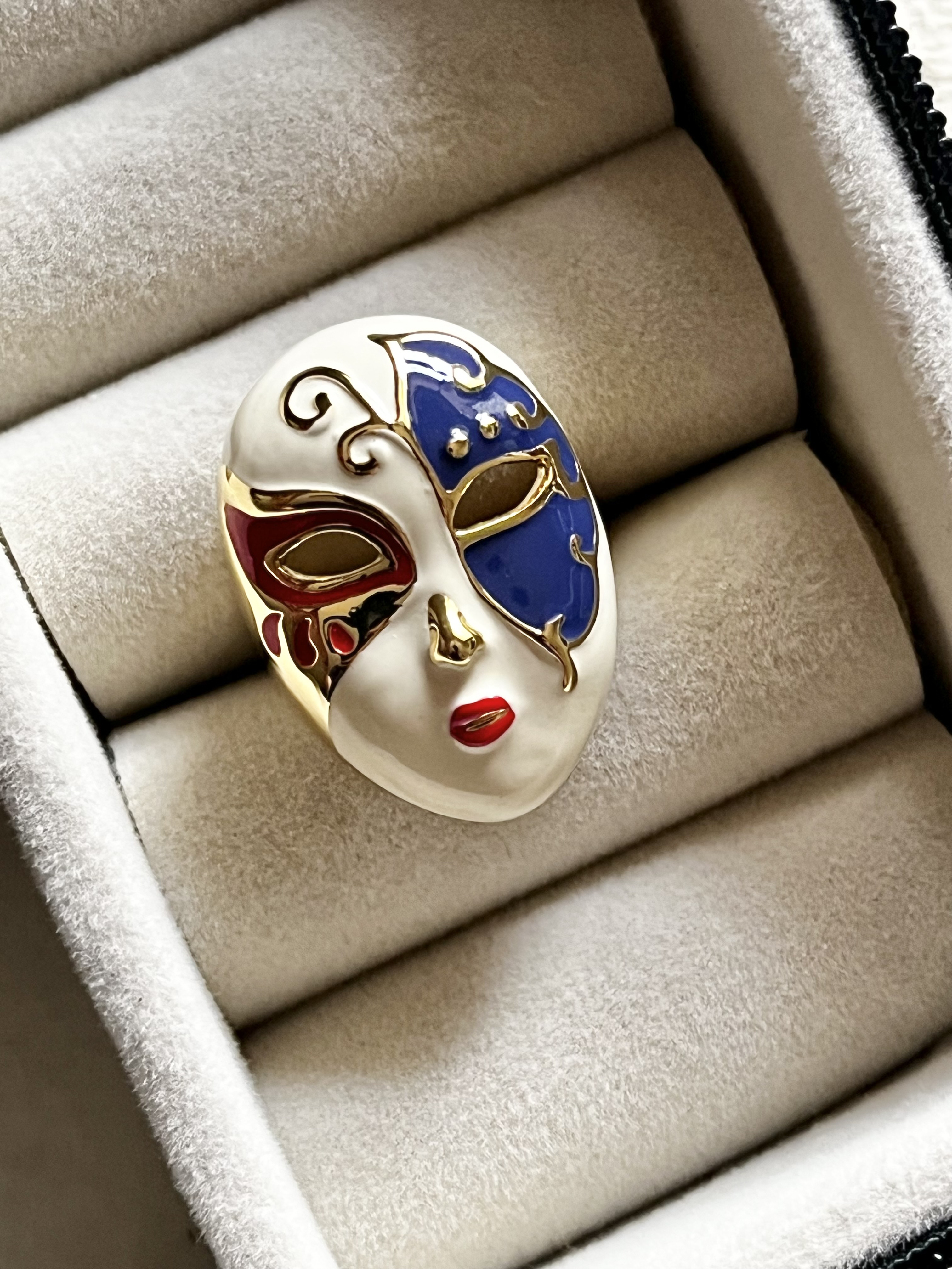 Chunky Statement Face Ring