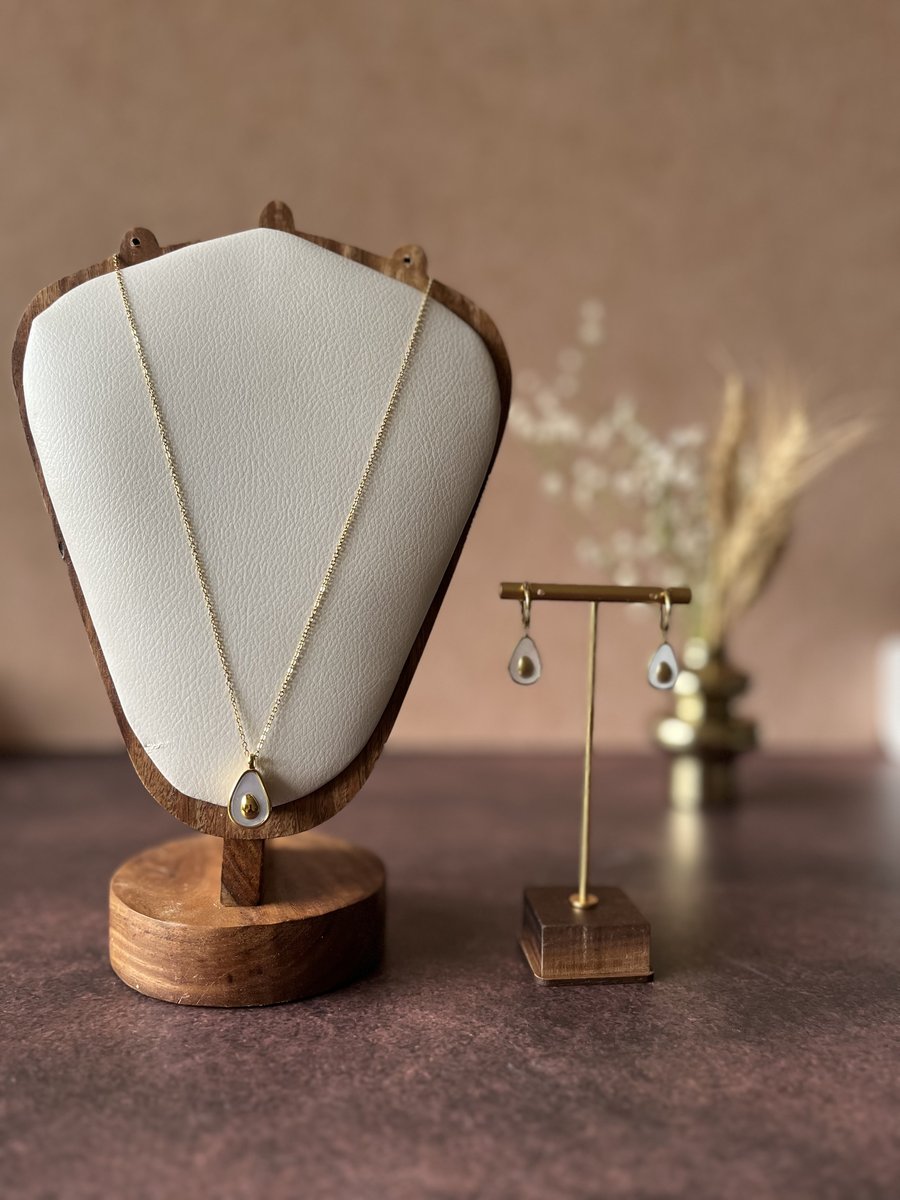 Avocado Necklace Set