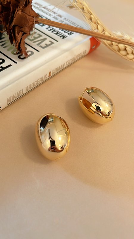 Chunky Oval Hoops