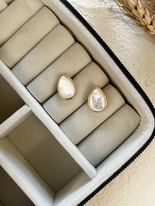 Mother of Pearl Drop Studs