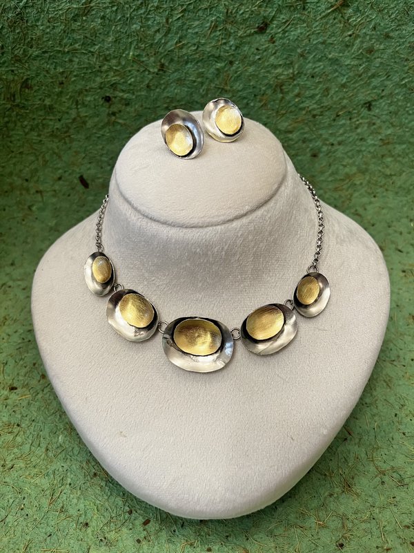 Dual Tone with Silver Chain Necklace Set