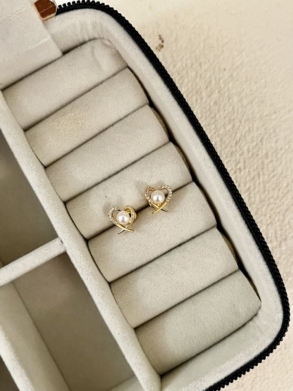 Heart with Pearl Studs