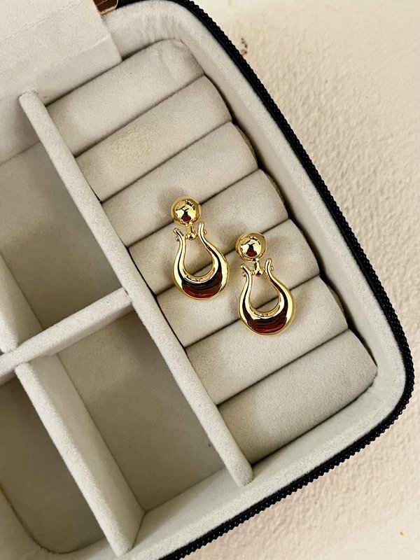 Gold Earrings - Medium