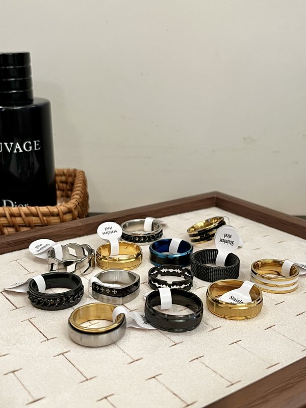 Men’s Rings - Pack of 5 (Random)