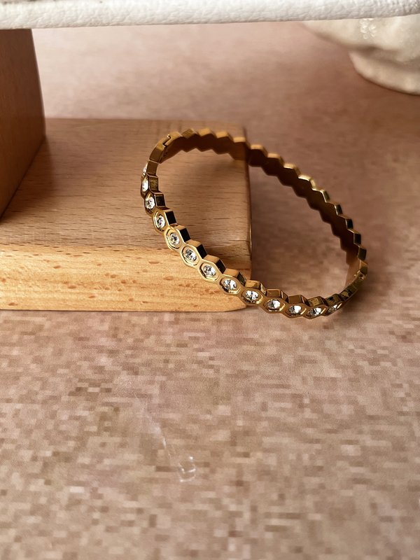 Studded Bracelet (2.2” Size)
