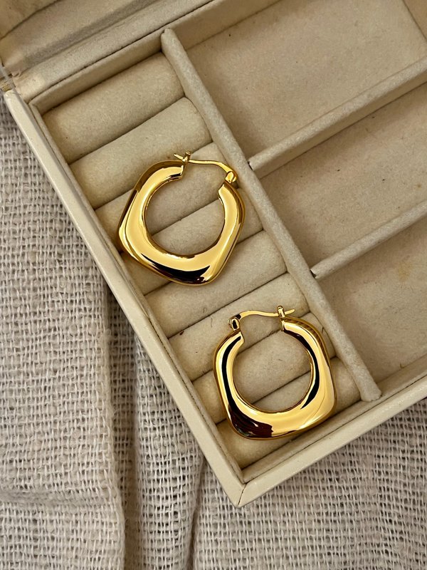 Square Hoops