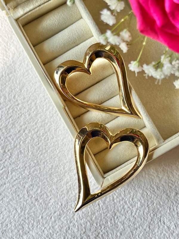 Chunky Hollow Heart Earrings