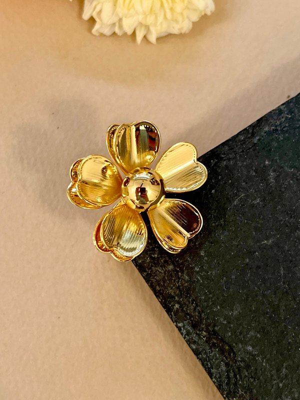 Gold Flower Ring