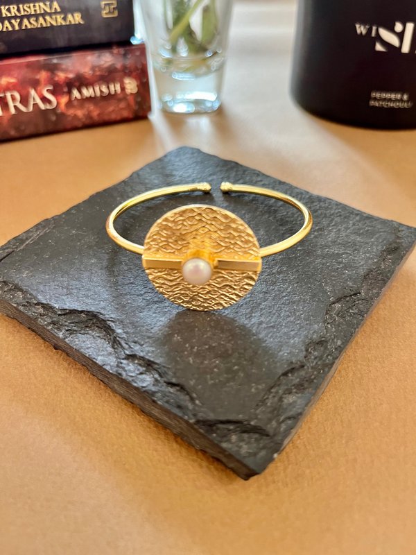 Pearl & Gold Hammered Cuff