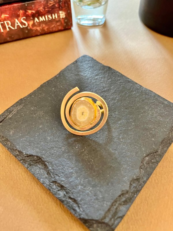 Beige Stone Spiral Ring