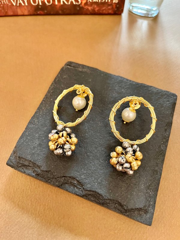 Dual tone Gungroo Earrings