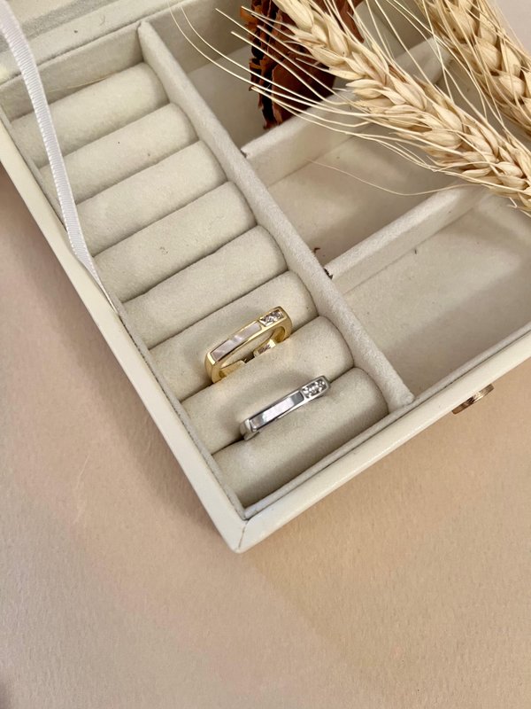 Mother of Peal Thin Square Ring