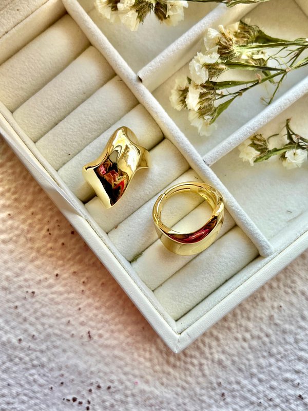 Irregular Shape Gold Ring