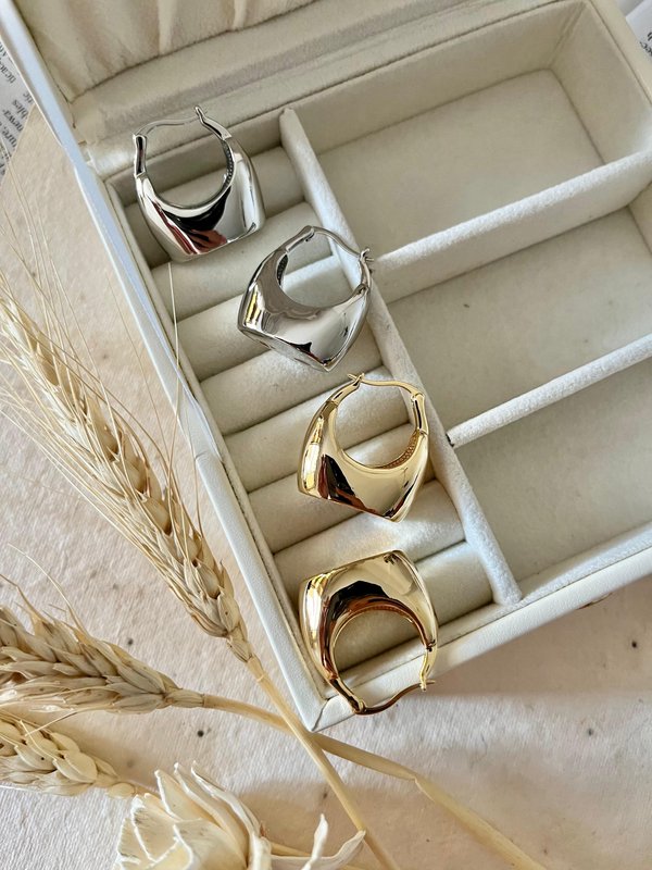 Bag Shape Hoops