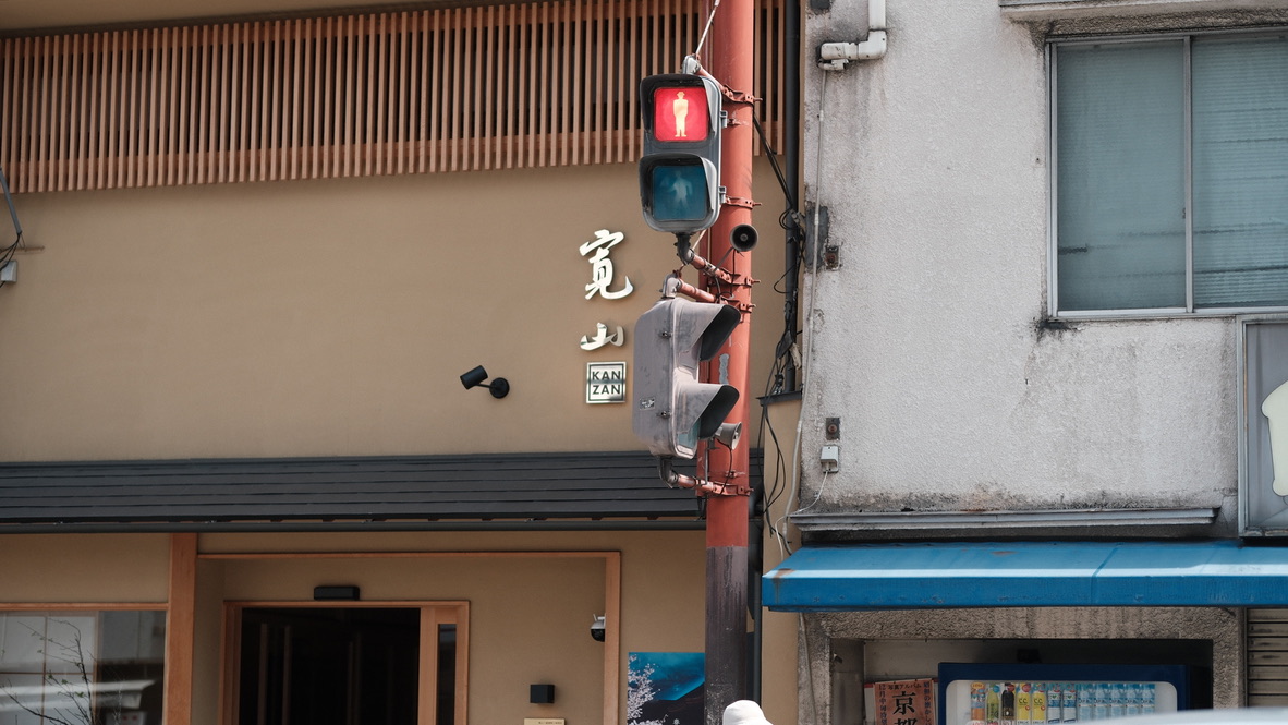 86C62A6F-BE6E-4DCC-A5D0-8CA89E3A98D1_1_105_c