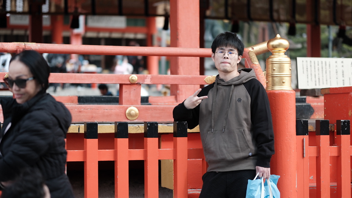 B8191B84-53EE-4C78-B646-A95BF99366AE_1_105_c
