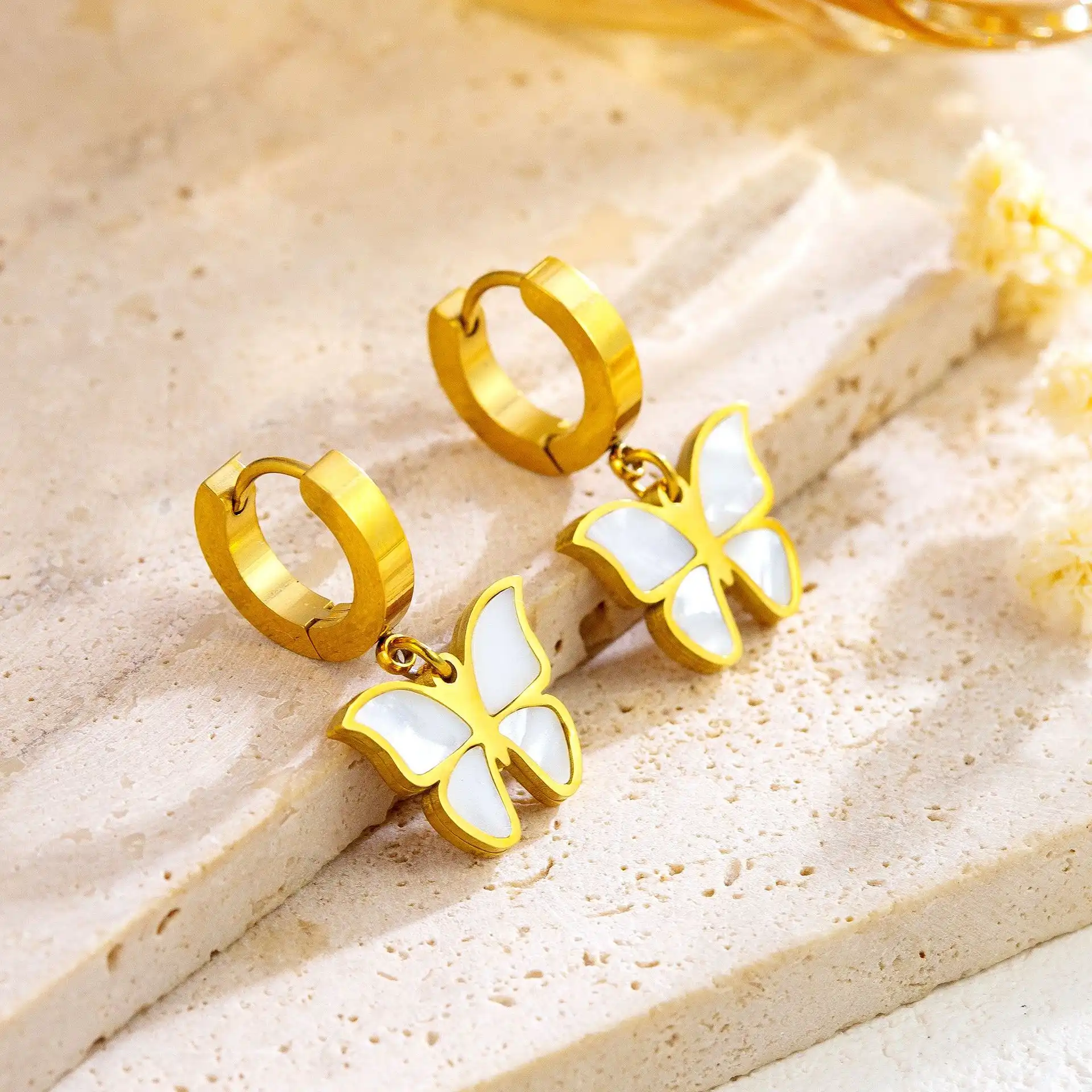 Earrings stainless steel color guaranteed, waterproof, sweat-proof, lasting minimum 6 months to 1/2 years✨ 53