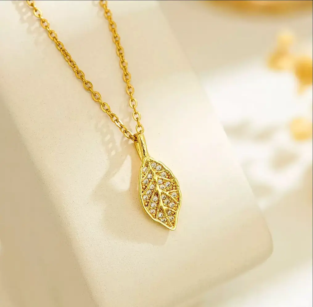 Necklace stainless steel color guaranteed, waterproof, sweat-proof, lasting minimum 6 months to 1/2 years✨ 101