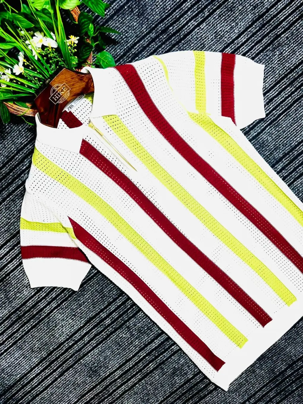 Old ziper money polo 33