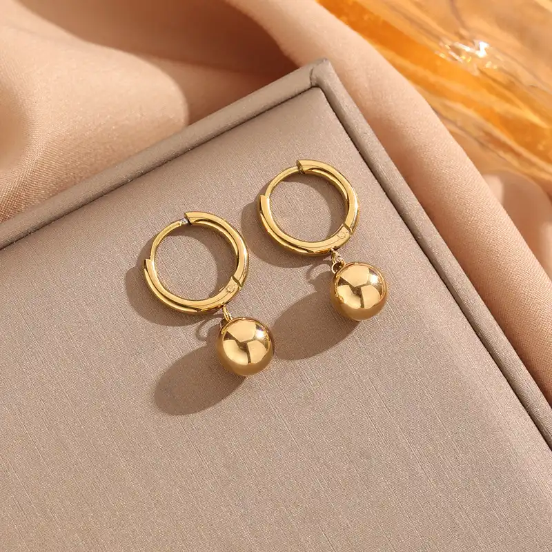 Earring Stainless steel colour guaranteed 6 month 110