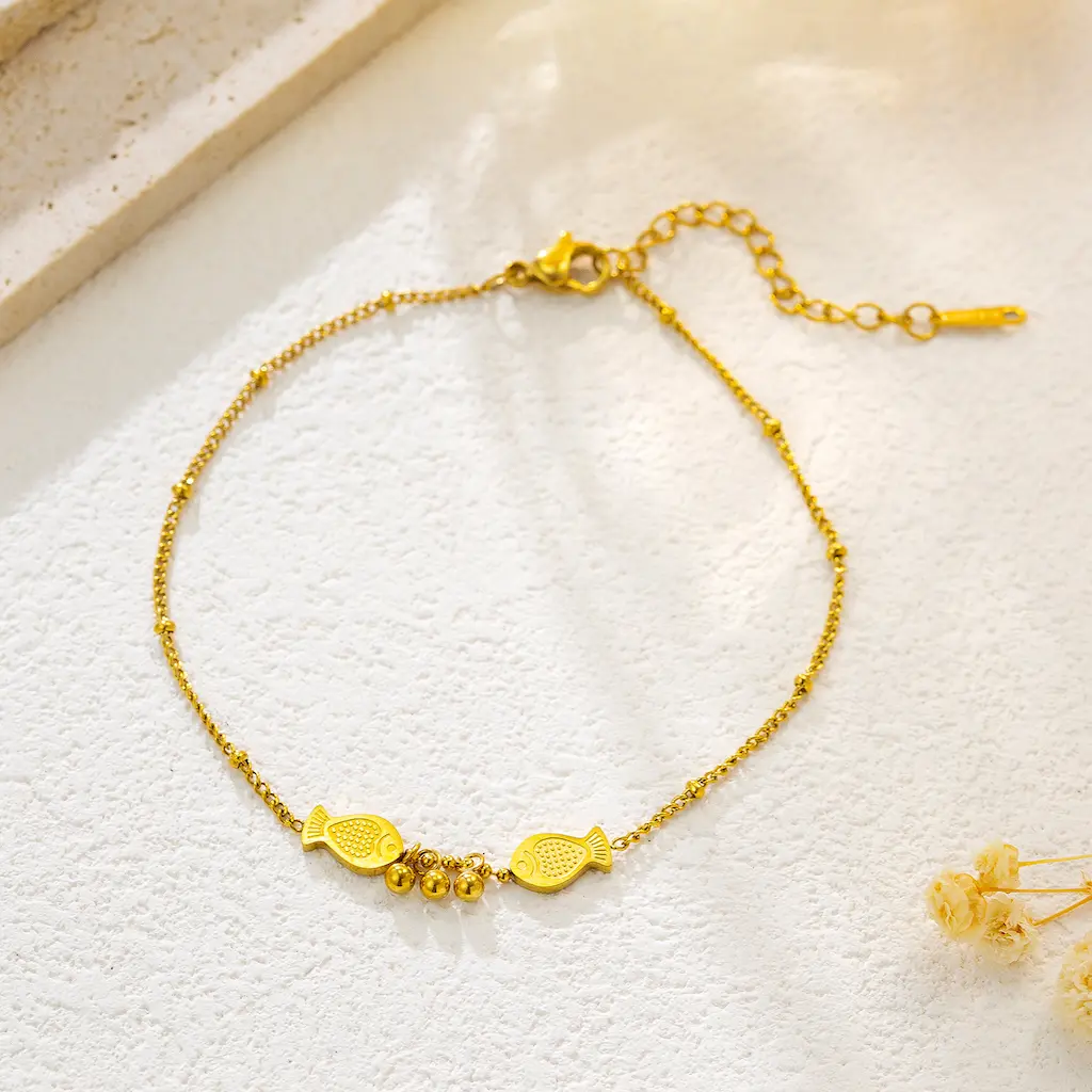 stainless steel anklet 6 months color guaranteed. 163