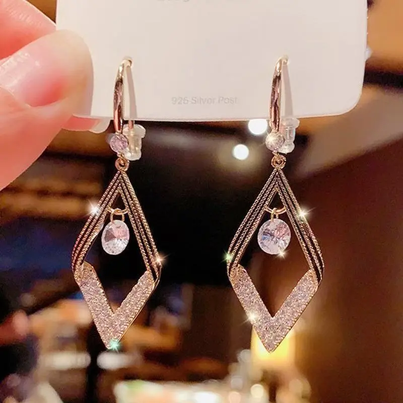 Stylish Earring 202
