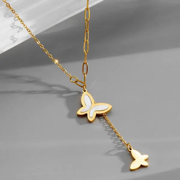 Butterfly white shell necklace 61