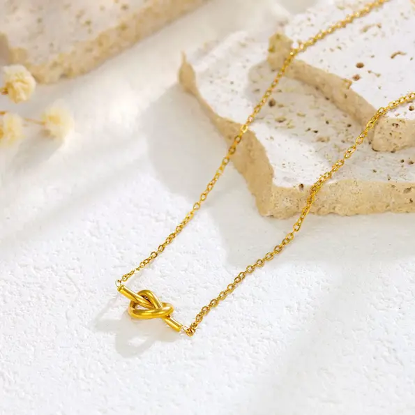 Tie a knot necklace 85