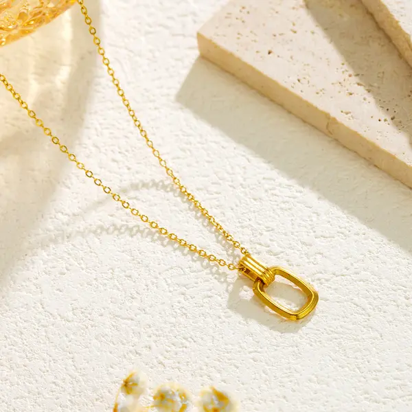 Double ring necklace 100